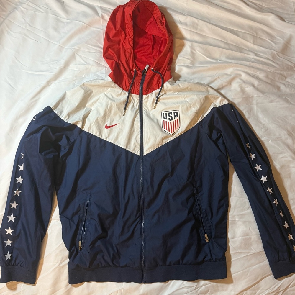 Nike Men's Red, White, and Blue Windbreaker